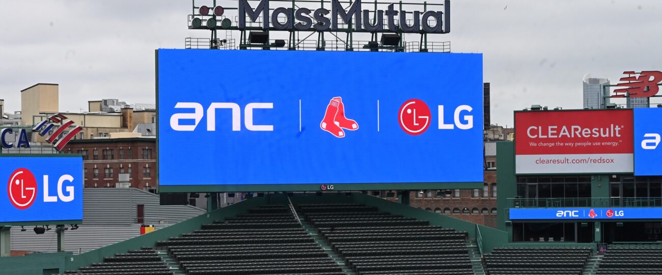 إل جي تُزوّد ​​ملعب بوسطن RED SOX بحلول عرض تجارية ضخمة