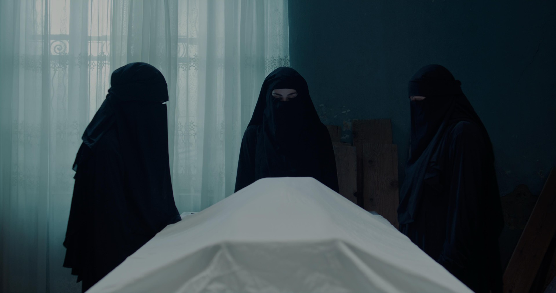 الفيلم المصري الوحيد بالمسابقة الرسمية.. العرض العالمي الأول لفيلم ولا عزاء للسيدات بالمسابقة الرسمية لمهرجان أسوان الدولي لأفلام المرأة