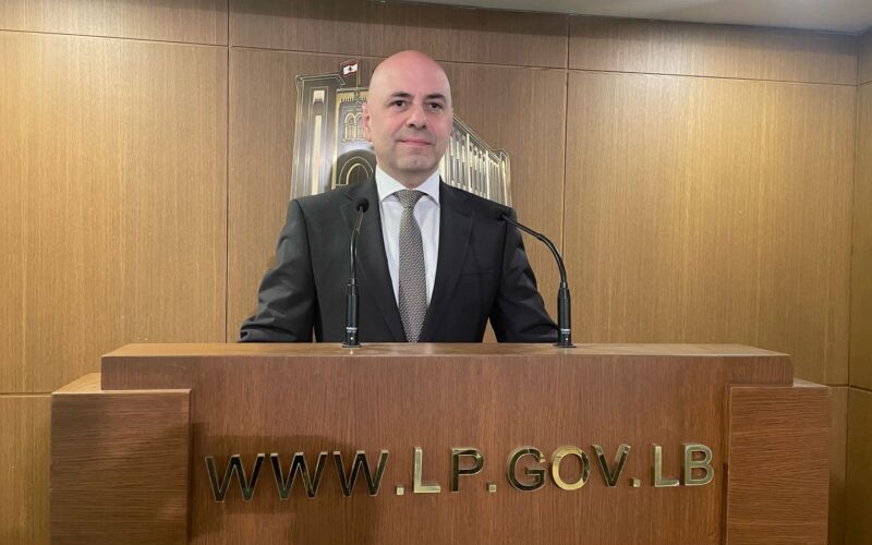 سؤال من حاصباني الى وزير المال عن عدم تطبيق قانون رفع السرية المصرفية قبل التعديل
