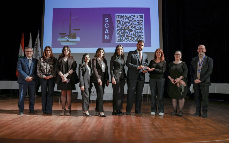 محاكاة للنساء، الأديان، والنساء في جامعة الحكمة محاكاة للنساء، الأديان، والنساء في جامعة الحكمة
